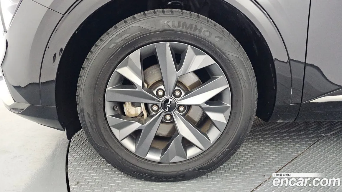 Kia Sportage — фото 9