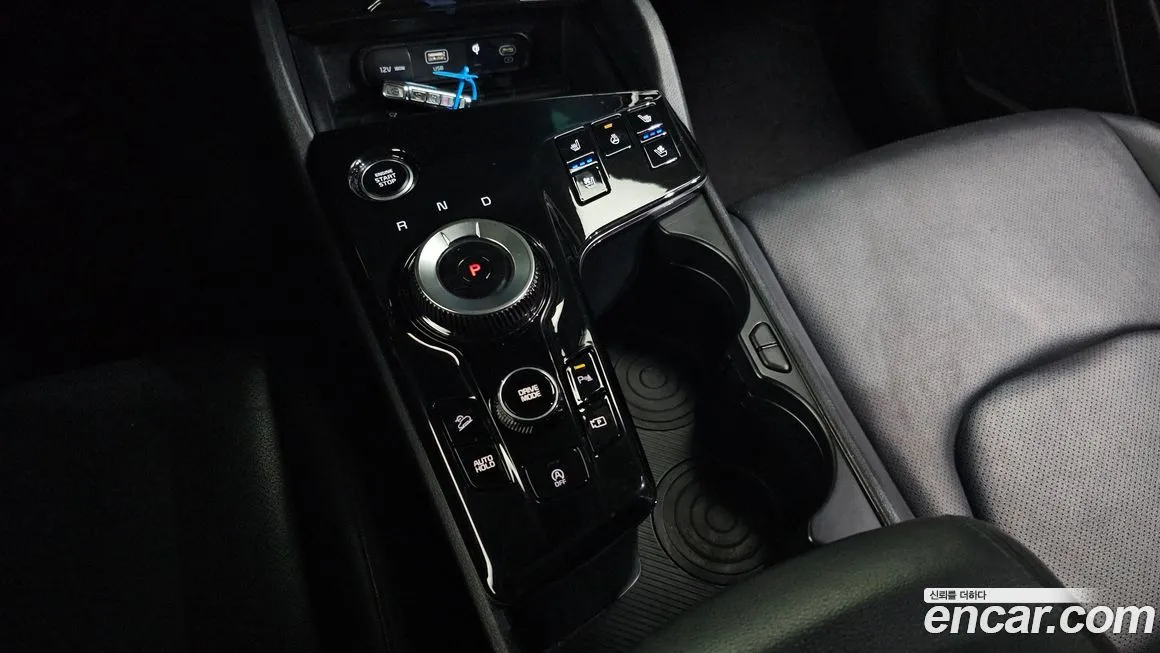 Kia Sportage — фото 8
