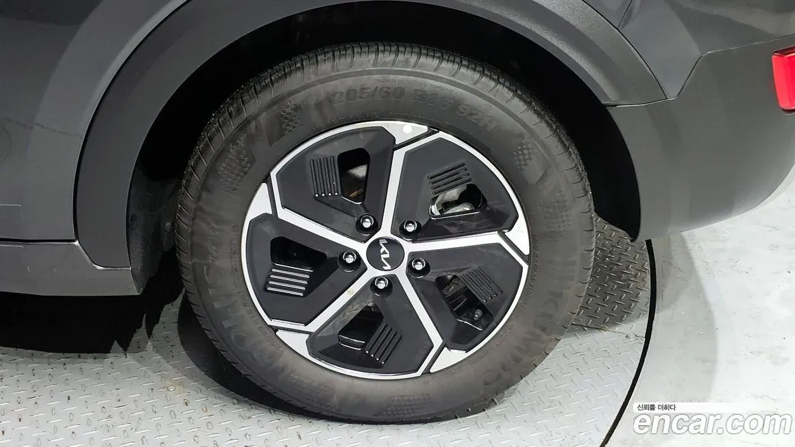 Kia Niro 2024 из KR, фото 7