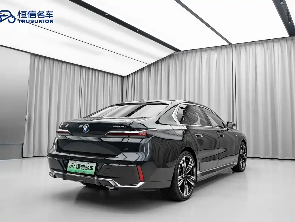 BMW i7 2023 из CN, фото 8