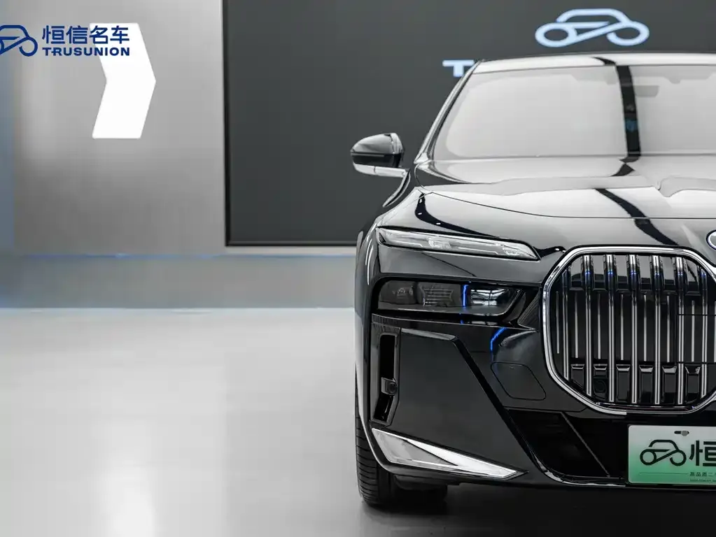 BMW i7 2023 из CN, фото 3