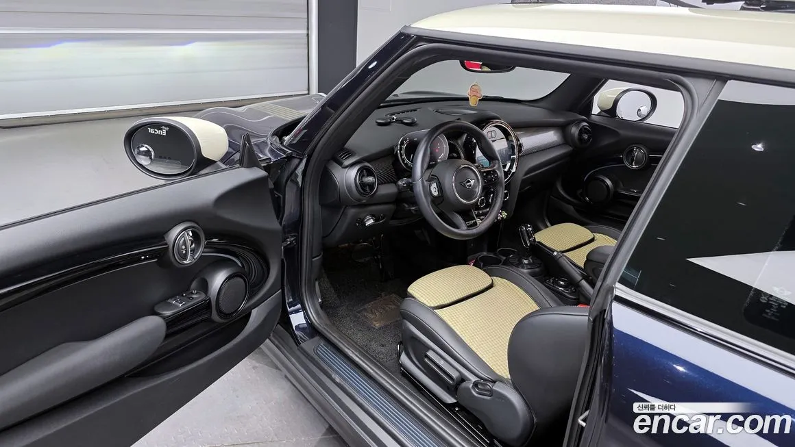 Mini Cooper 2023 из KR, фото 8