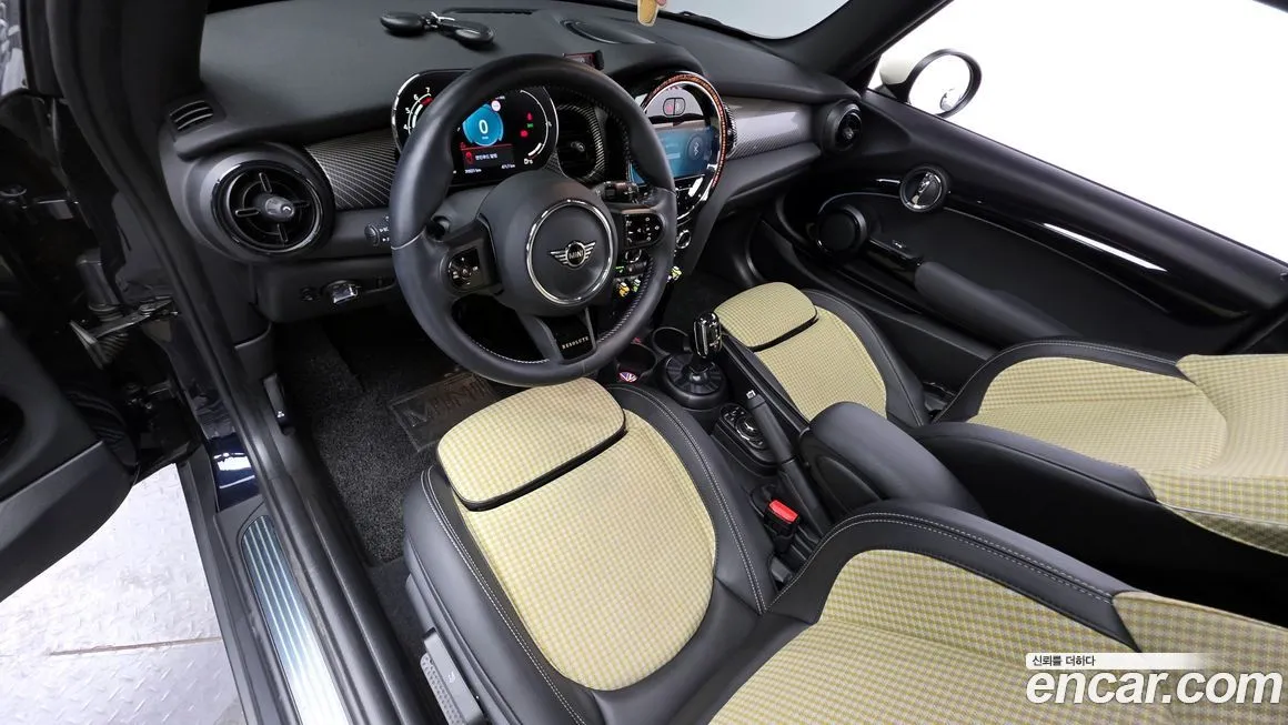 Mini Cooper 2023 из KR, фото 10