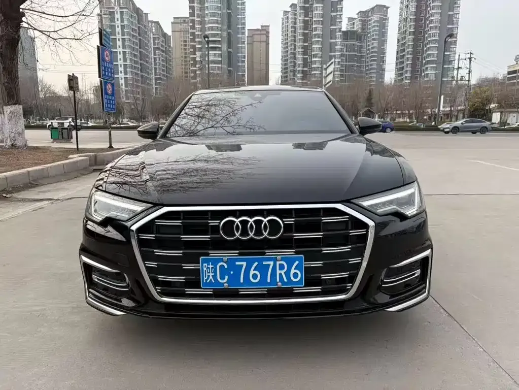 Audi A6L 2022 из CN, фото 2