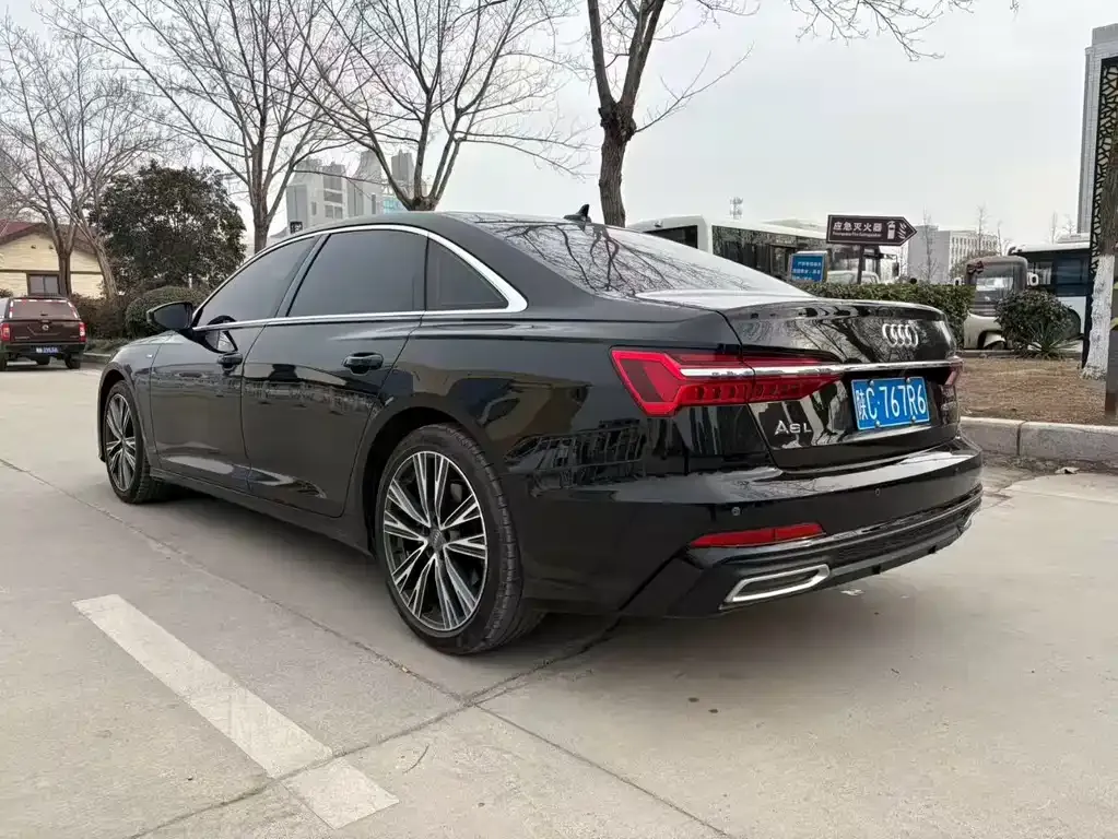 Audi A6L 2022 из CN, фото 8