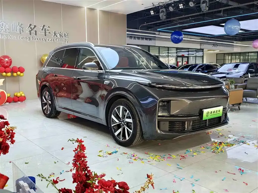 Li Auto L8 2023 из CN, фото 2