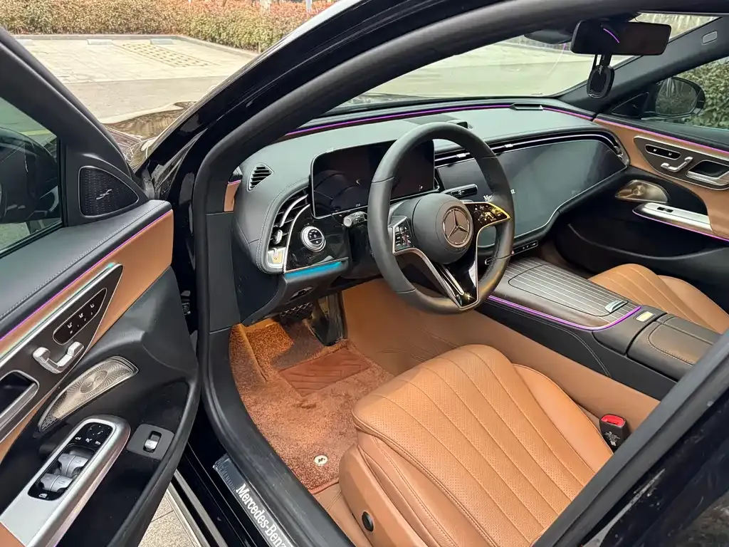Mercedes-Benz E-Class 2025 из CN, фото 9