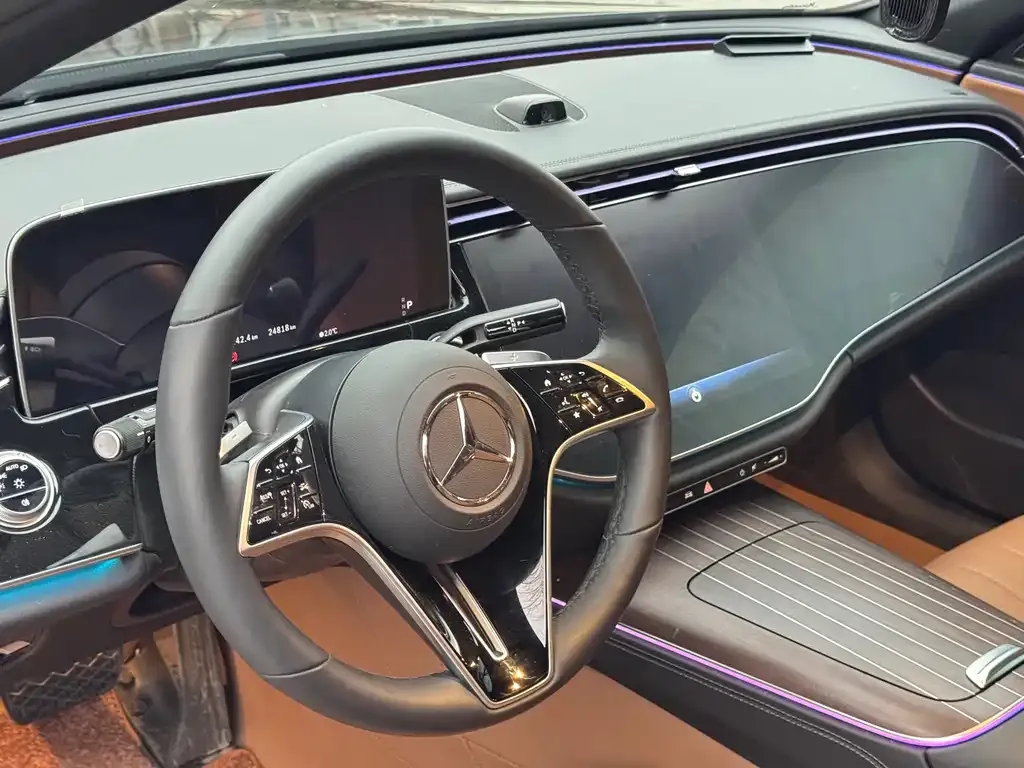 Mercedes-Benz E-Class 2025 из CN, фото 6