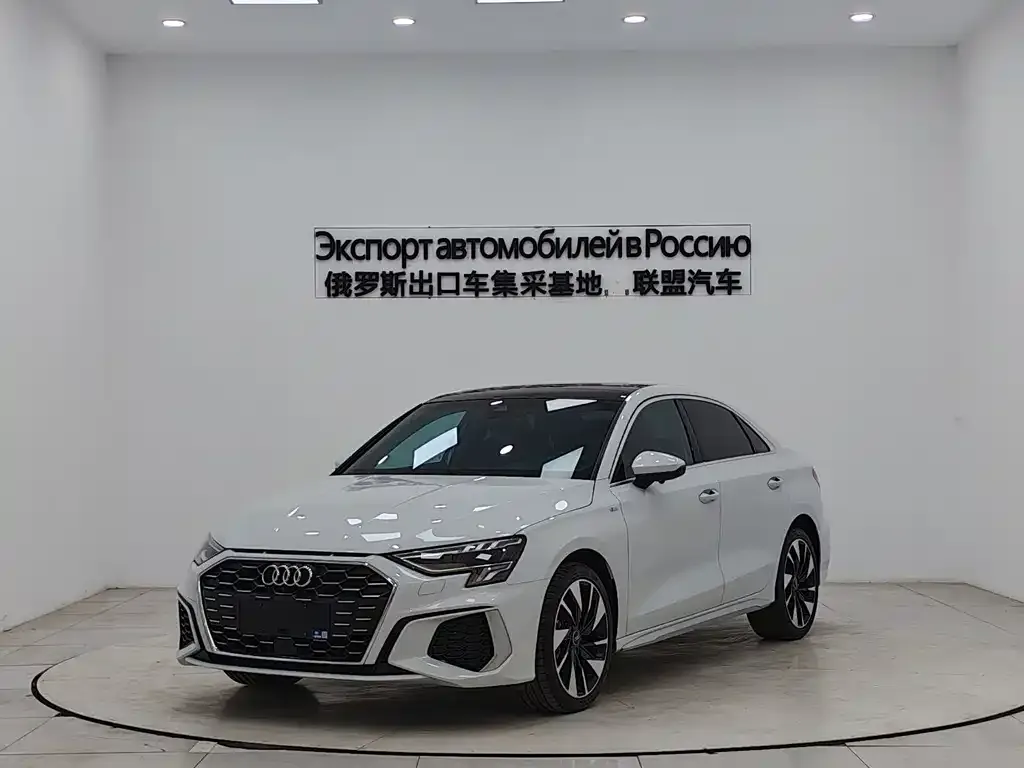 Audi A3 2022 из CN, фото 1