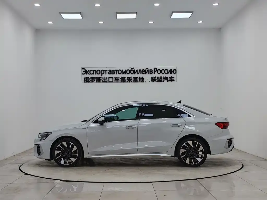 Audi A3 2022 из CN, фото 4