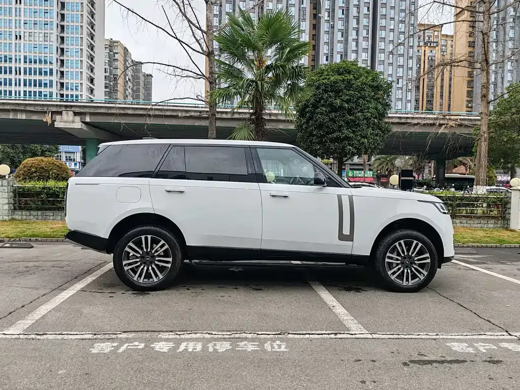 Land Rover Range Rover 2024 из CN, фото 8