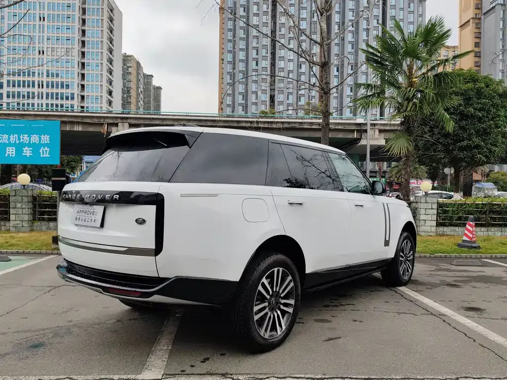 Land Rover Range Rover 2024 из CN, фото 3