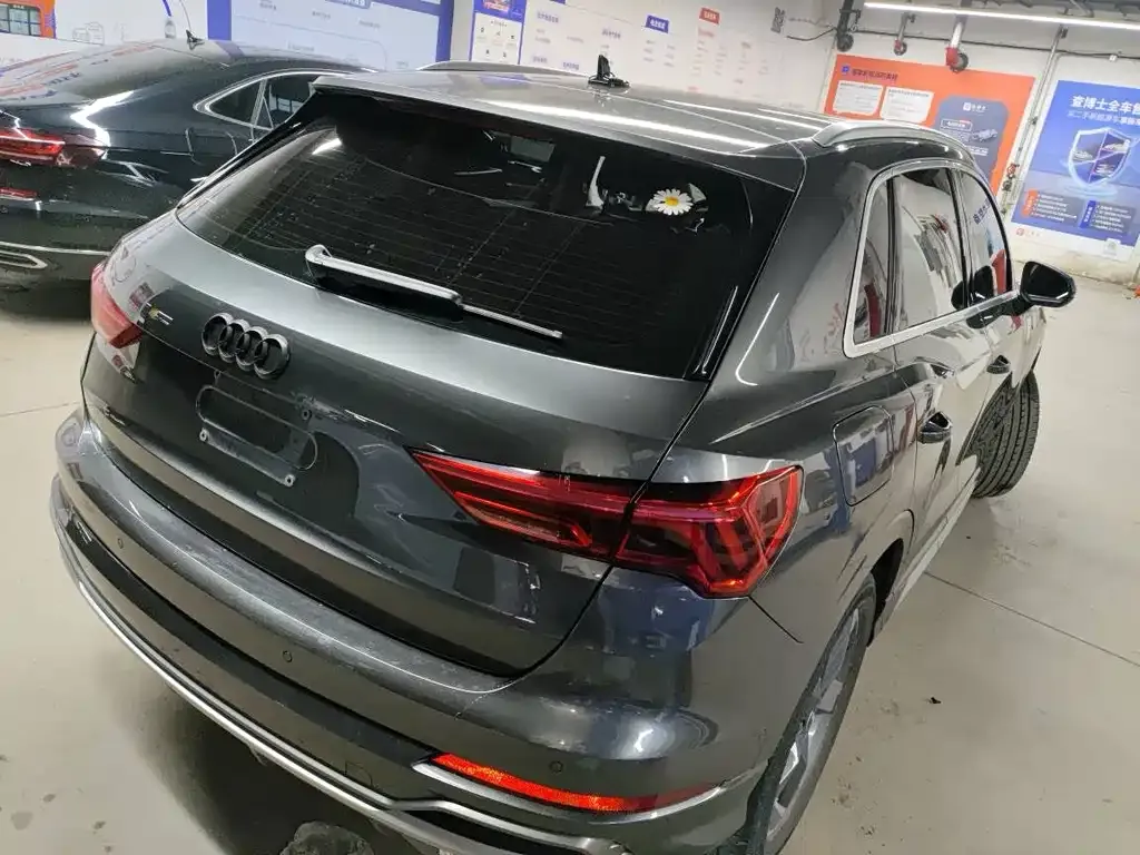 Audi Q3 2021 из CN, фото 10