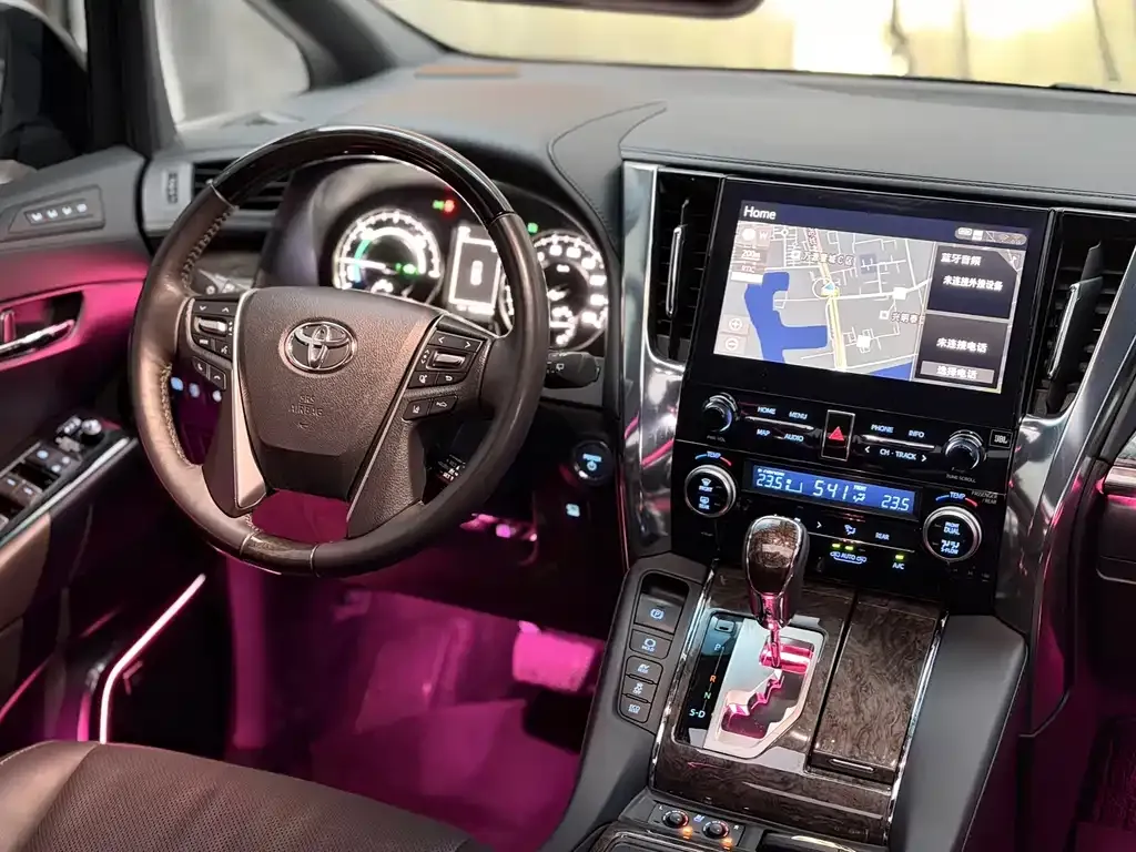 Toyota Vellfire 2023 из CN, фото 8