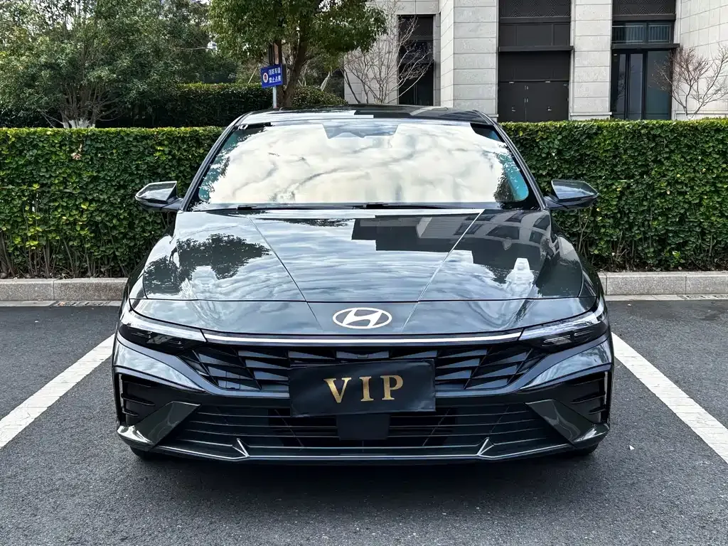 Hyundai Elantra 2024 из CN, фото 1