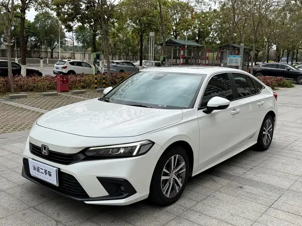 Honda Civic — фото 1