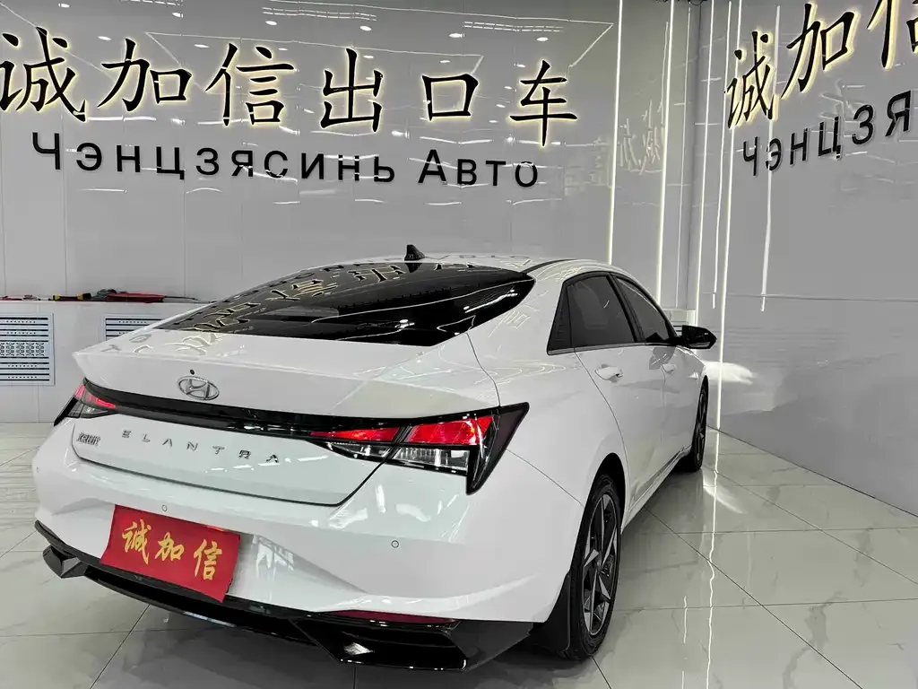 Hyundai Elantra 2022 из CN, фото 9