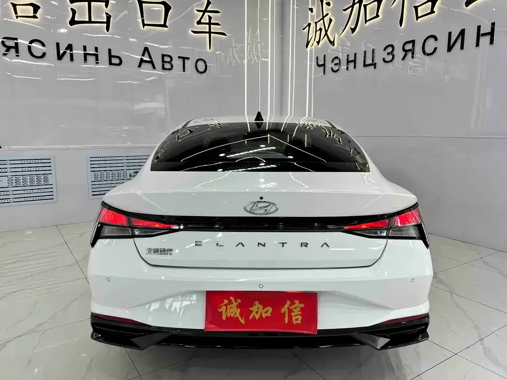 Hyundai Elantra 2022 из CN, фото 3