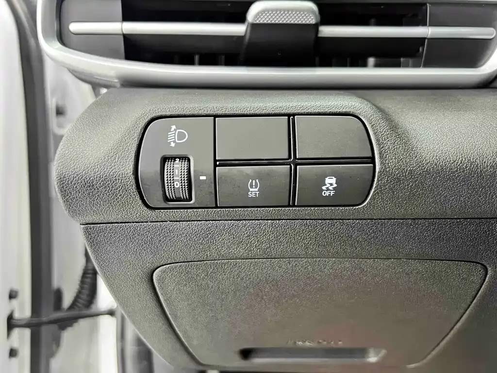 Hyundai Elantra 2022 из CN, фото 10