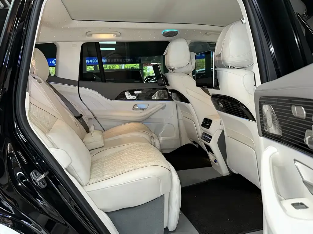 Mercedes-Benz GLS 2024 из CN, фото 2