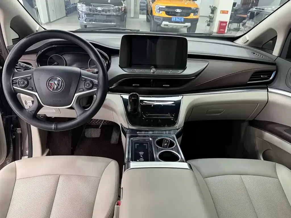 Buick GL8 2025 из CN, фото 5