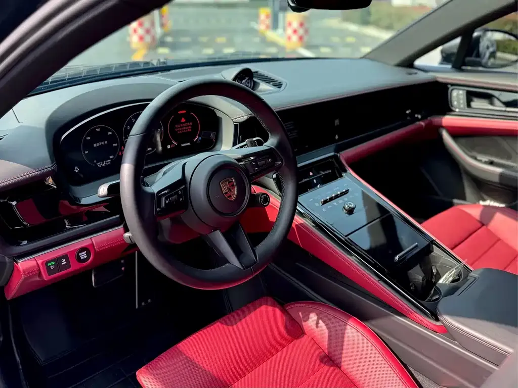 Porsche Panamera 2024 из CN, фото 2