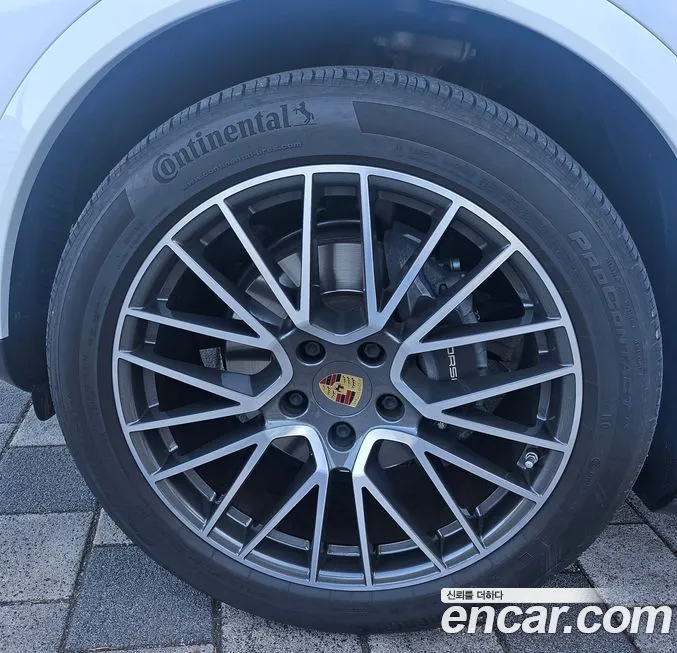 Porsche Cayenne 2021 из KR, фото 2