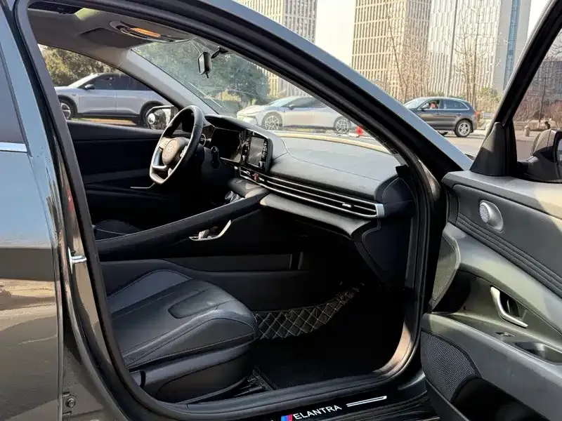 Hyundai Elantra 2024 из CN, фото 7