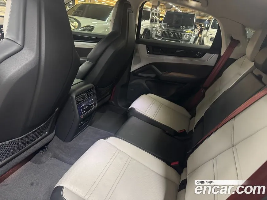 Porsche Cayenne 2024 из KR, фото 4