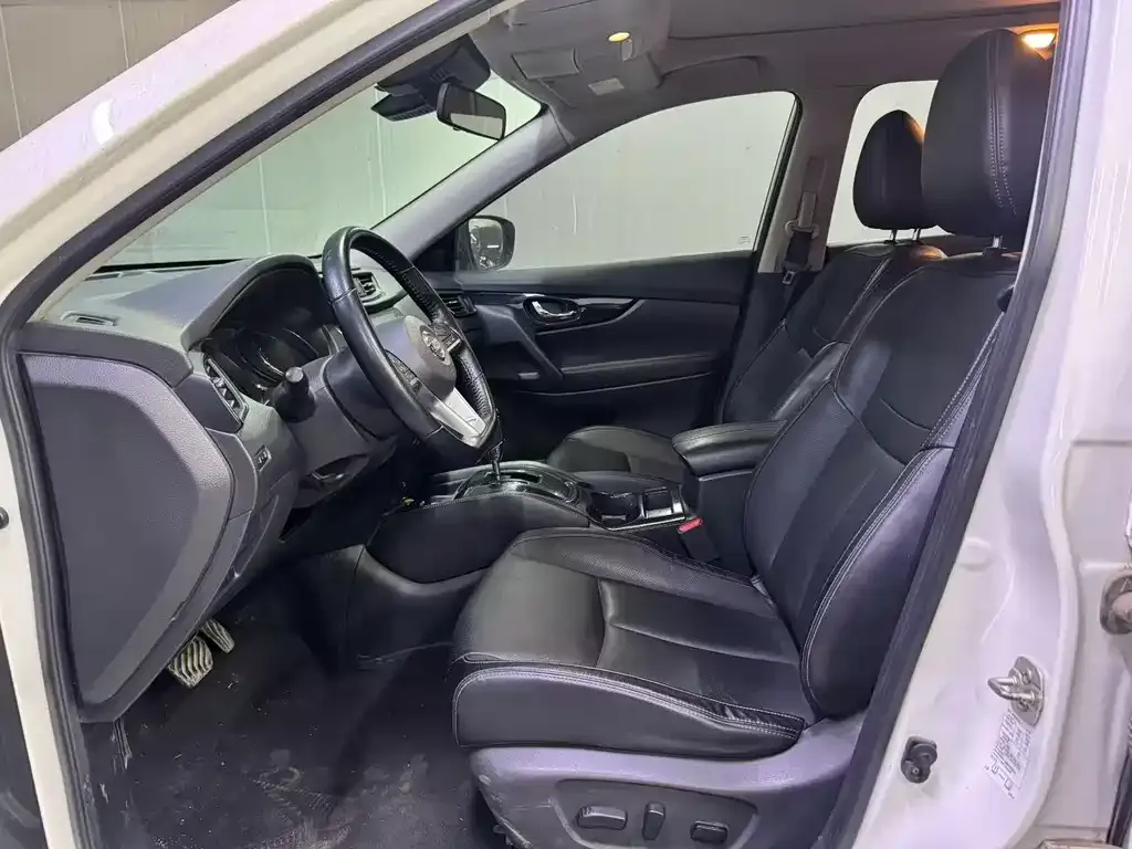 Nissan X-Trail 2021 из CN, фото 5