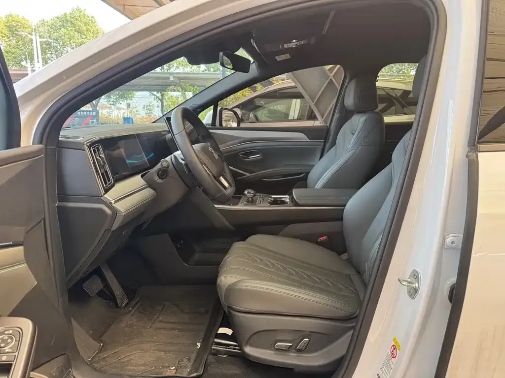BYD L DM-i 2025 из CN, фото 8