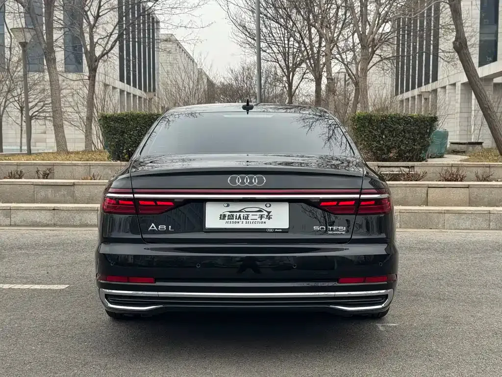 Audi A8 2024 из CN, фото 7