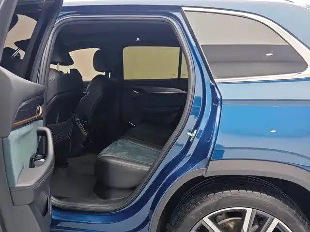 Geely Xingyue L 2021 из CN, фото 4
