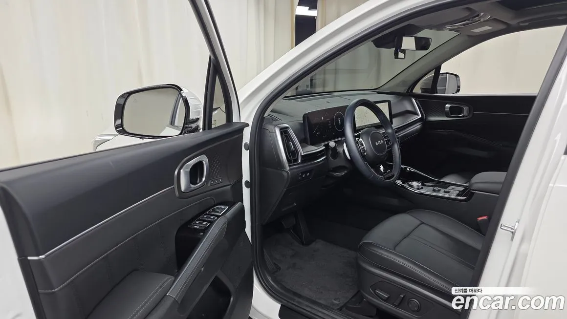 Kia Sorento — фото 5