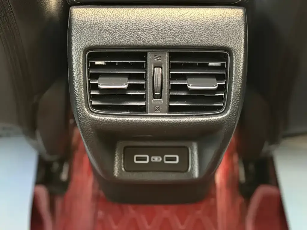 Honda Integra 2023 из CN, фото 3