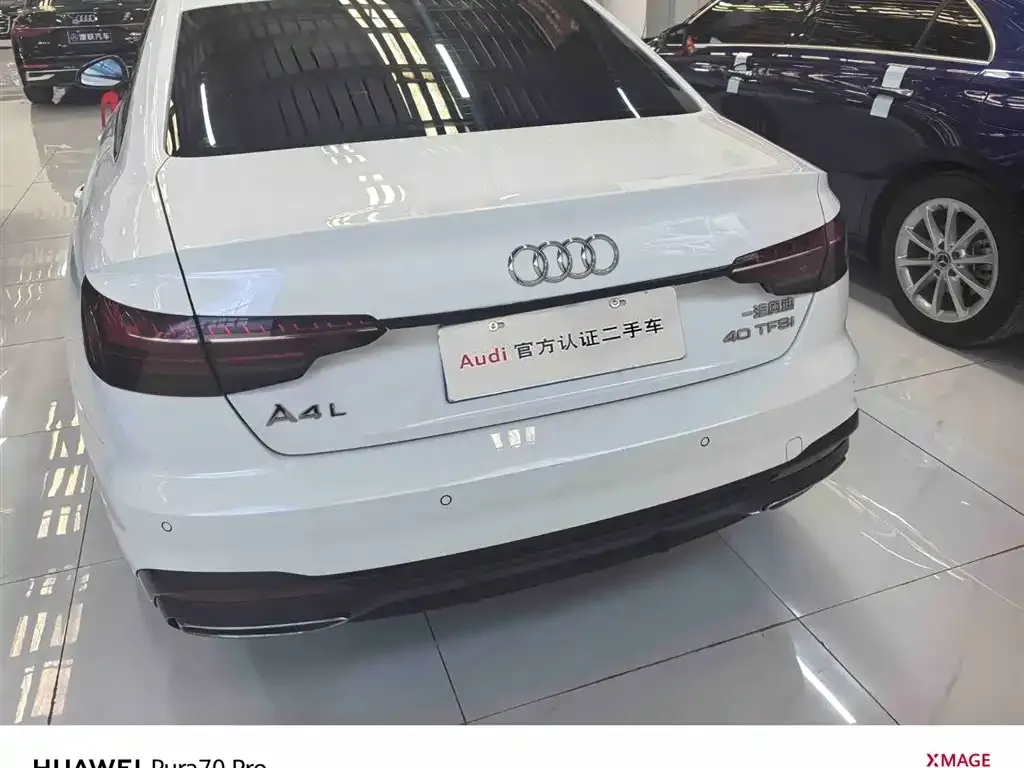 Audi A4L 2023 из CN, фото 8