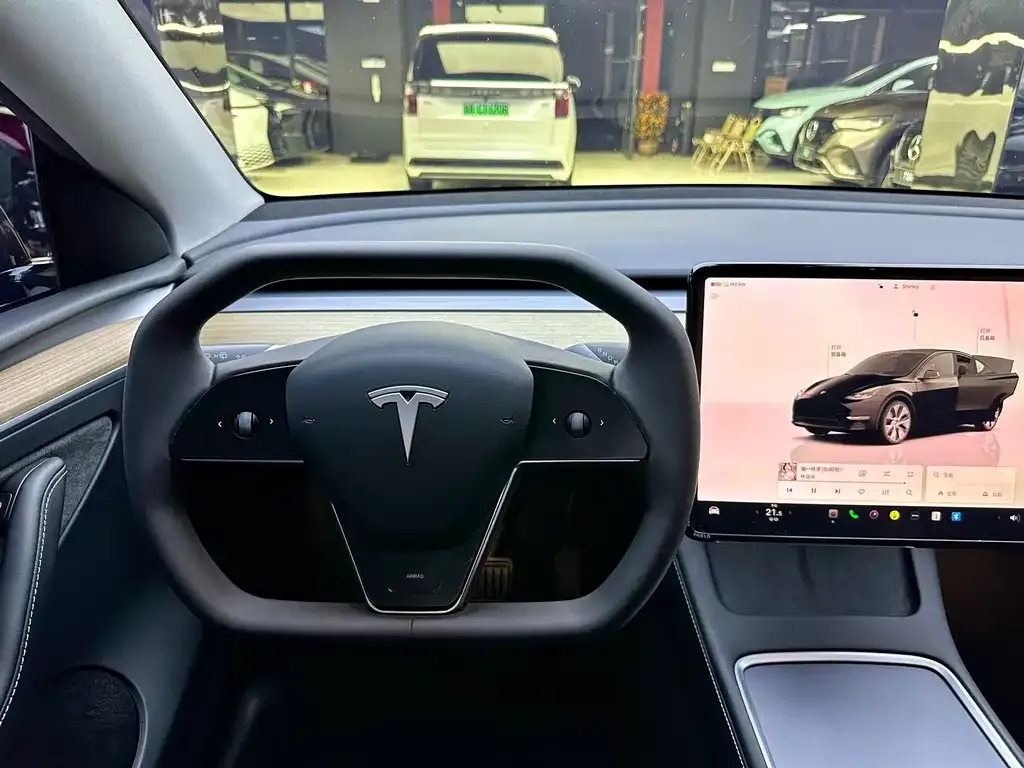 Tesla Model Y 2023 из CN, фото 8