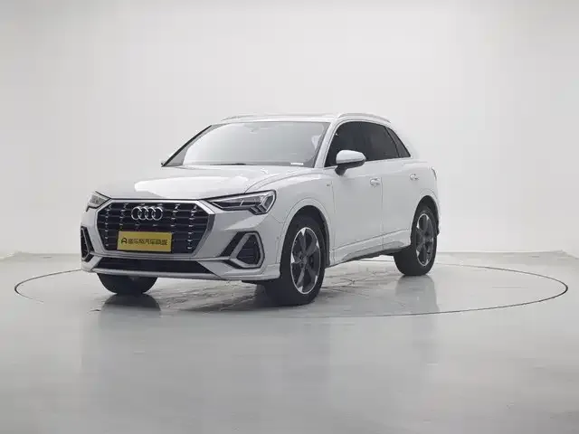 Audi Q3 2021 из CN, фото 1