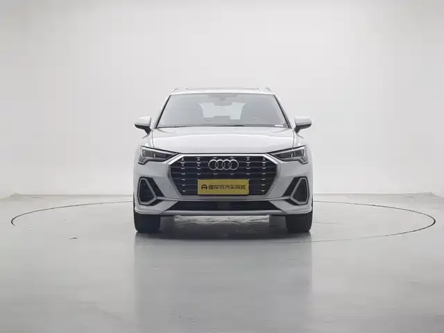 Audi Q3 2021 из CN, фото 4