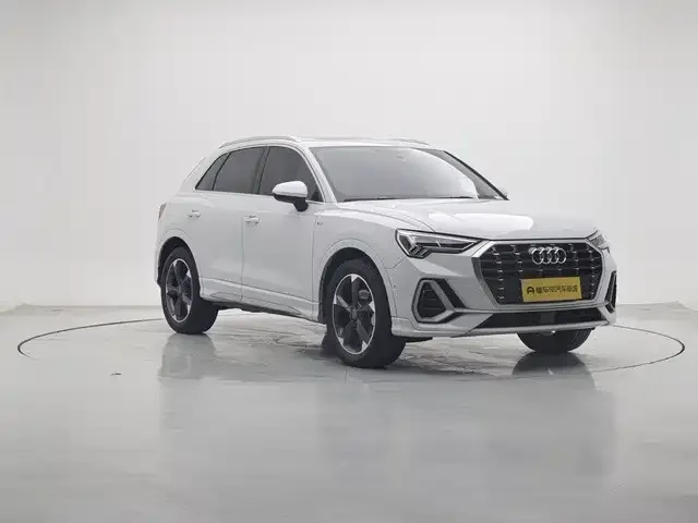 Audi Q3 2021 из CN, фото 3