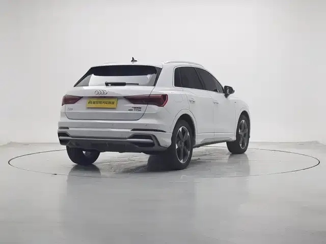 Audi Q3 2021 из CN, фото 2
