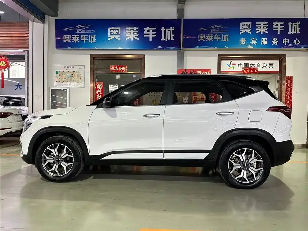 Kia KX3 2022 из CN, фото 9