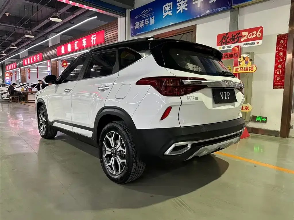 Kia KX3 2022 из CN, фото 6