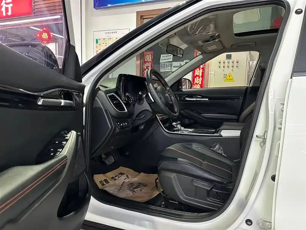 Kia KX3 2022 из CN, фото 8