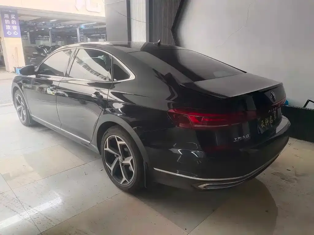Volkswagen Passat — фото 4