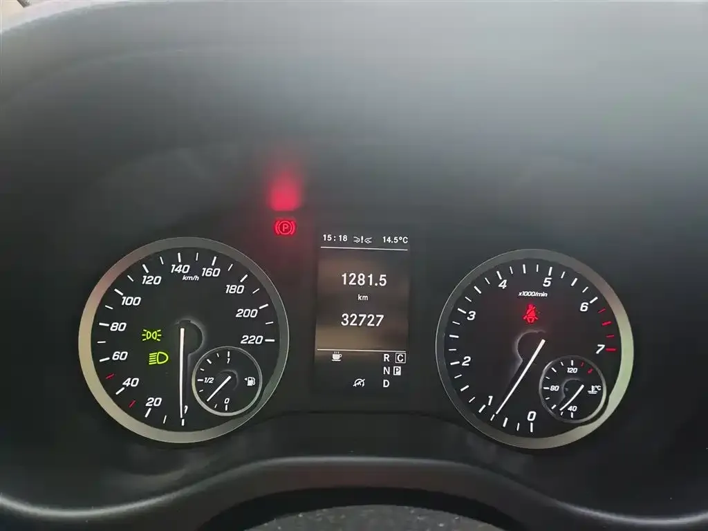 Mercedes-Benz Vito 2022 из CN, фото 2