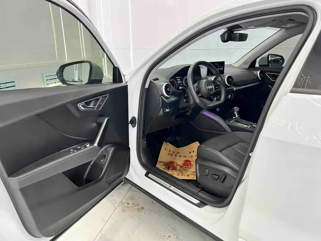 Audi Q2L 2022 из CN, фото 5