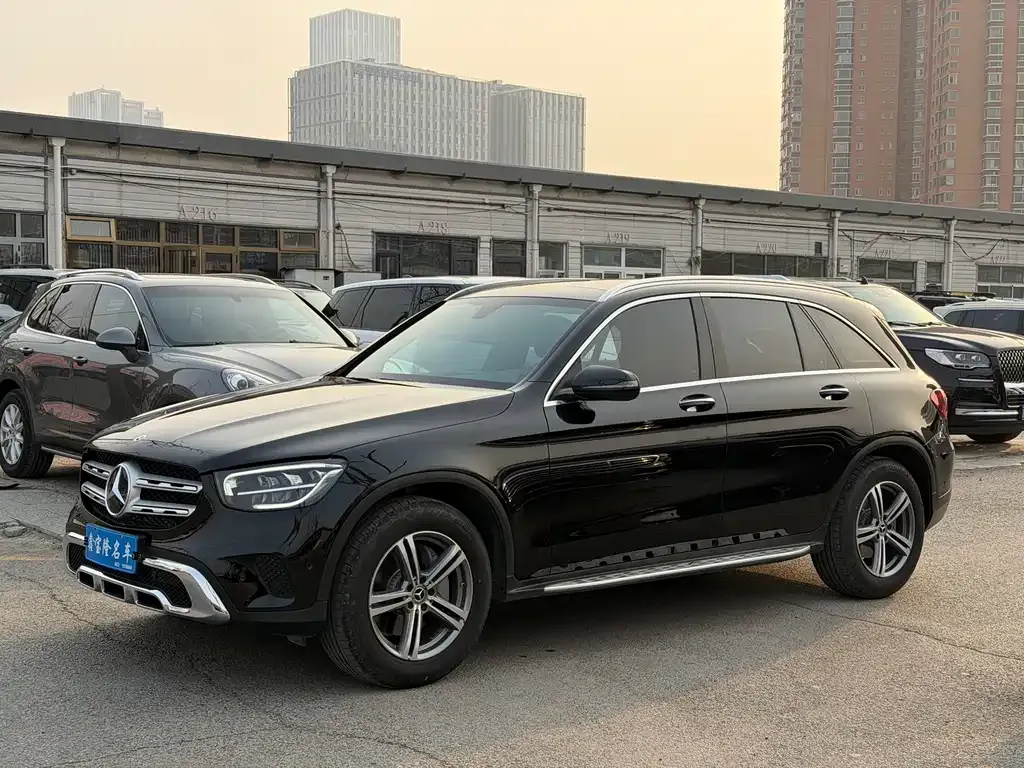 Mercedes-Benz GLC — фото 1