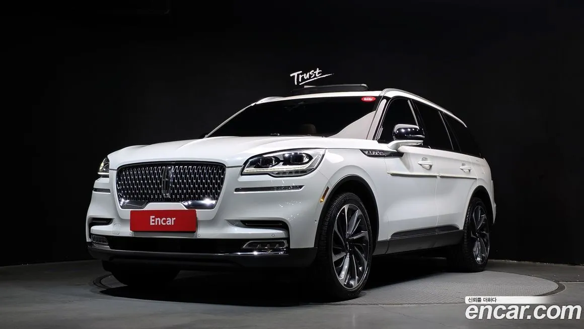Lincoln Aviator — фото 1
