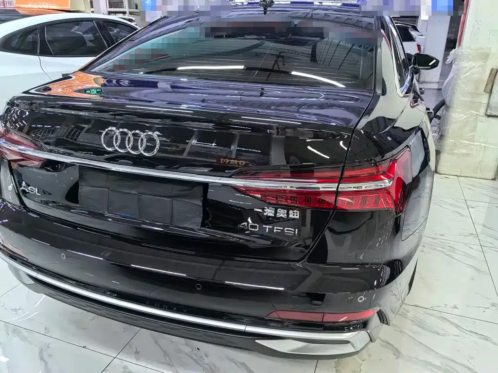 Audi A6L 2023 из CN, фото 4